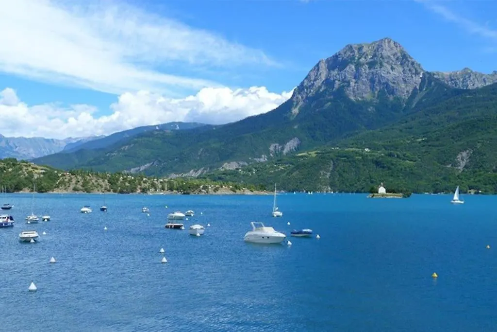 T3 Savines Le Lac - 2 Chambres Et Terrasse Avec Vue Imprenable Sur Les Montagnes ! 0*,  Франция